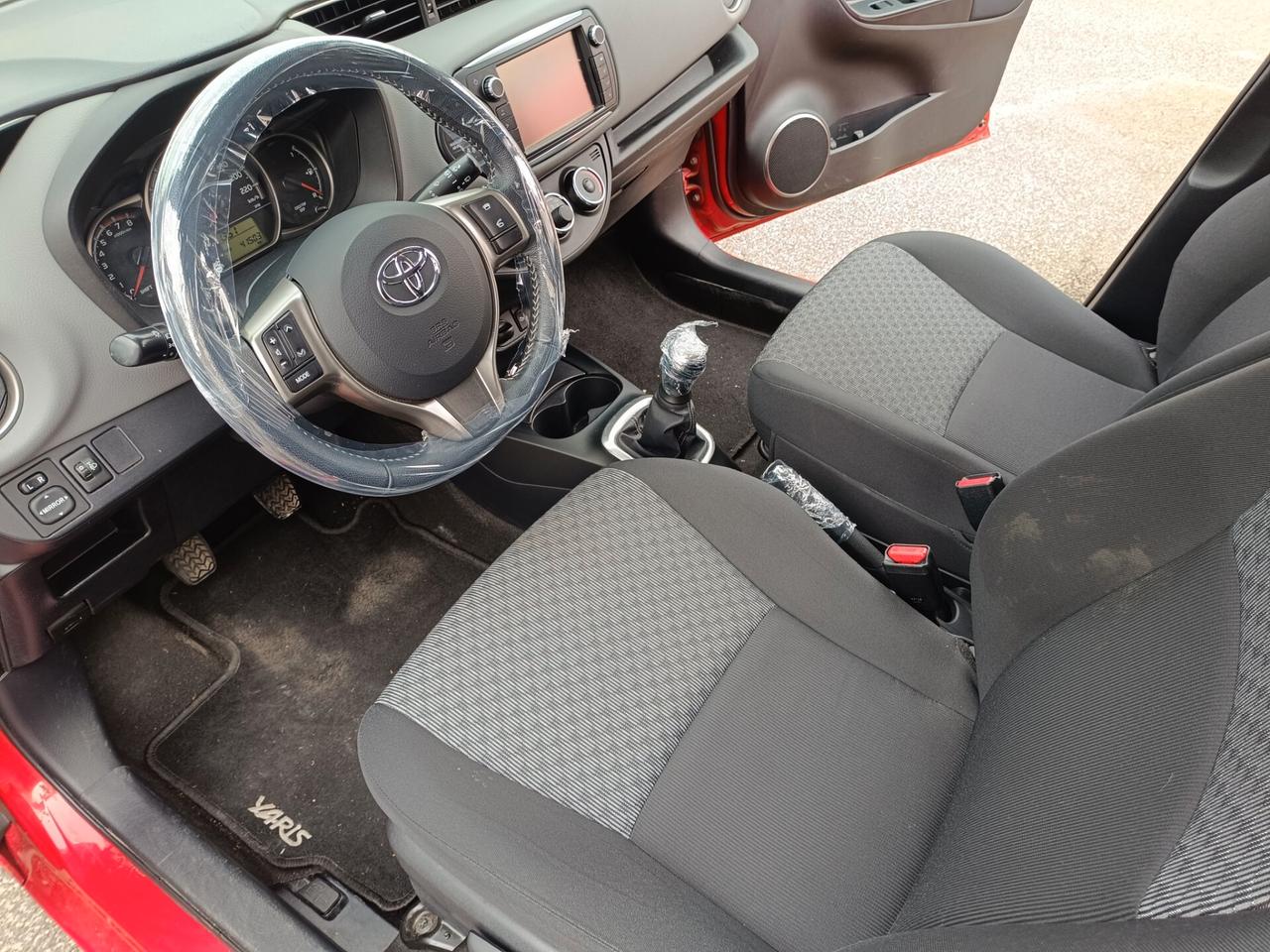 Toyota Yaris 1.0 5 porte Active