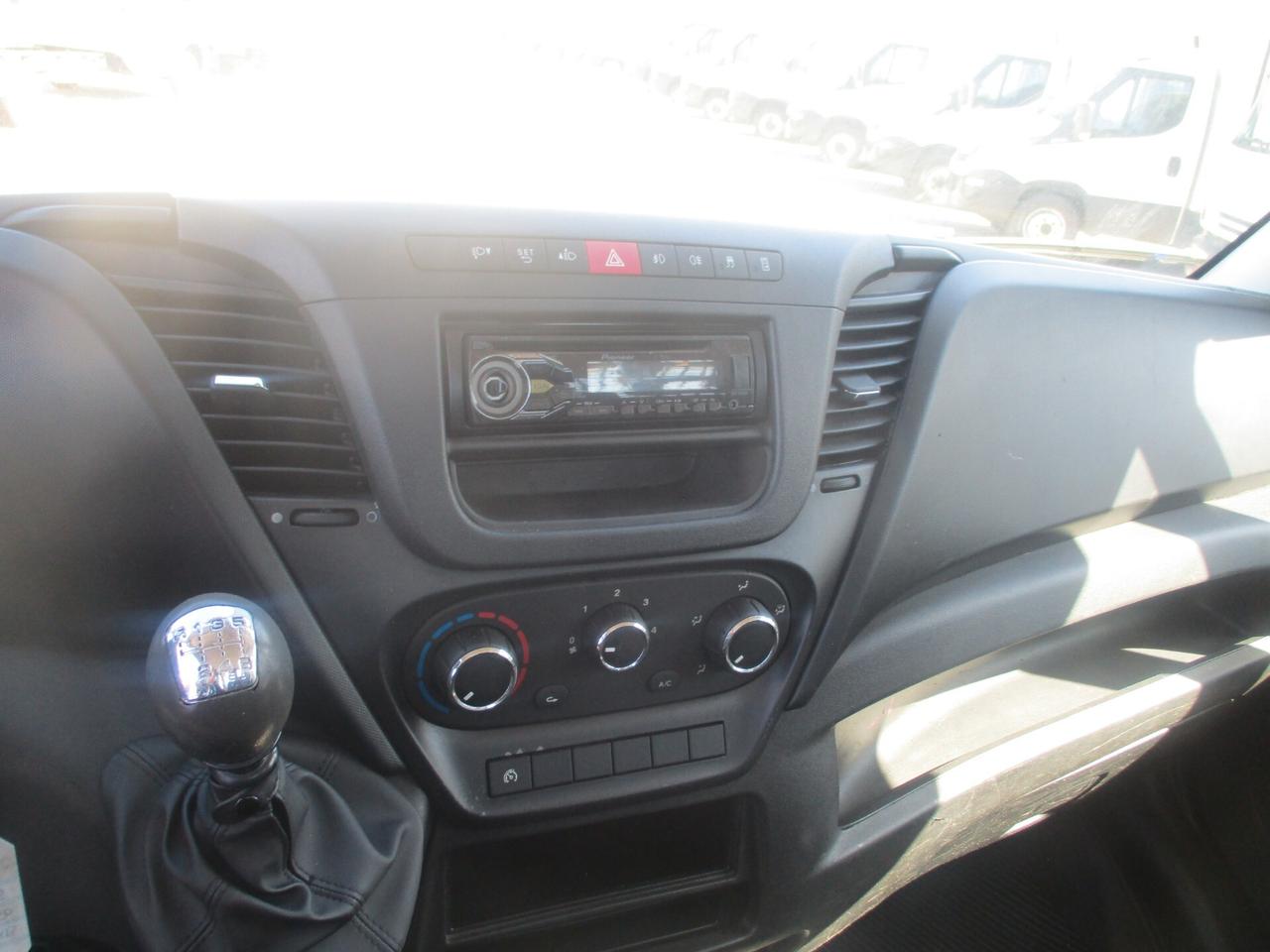 Iveco Daily 35C11 2.3 110CV E5 CASSONE FISSO 3.65M 144000 KM