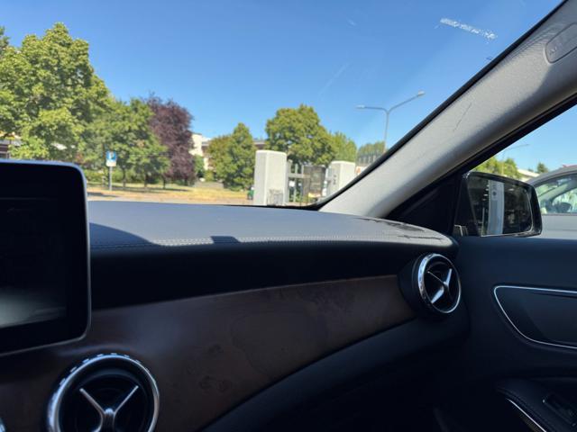 MERCEDES-BENZ GLA 220 d Automatic Enduro 177CV 4MATIC