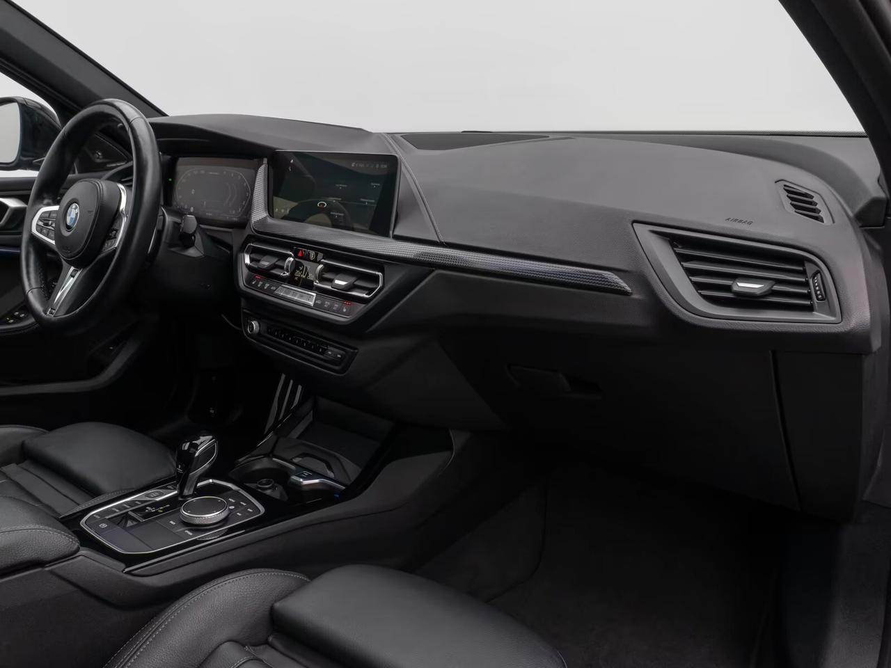Bmw M135 M 135i xDrive SEDILI A GUSCIO PELLE TETTO PANORAMICO