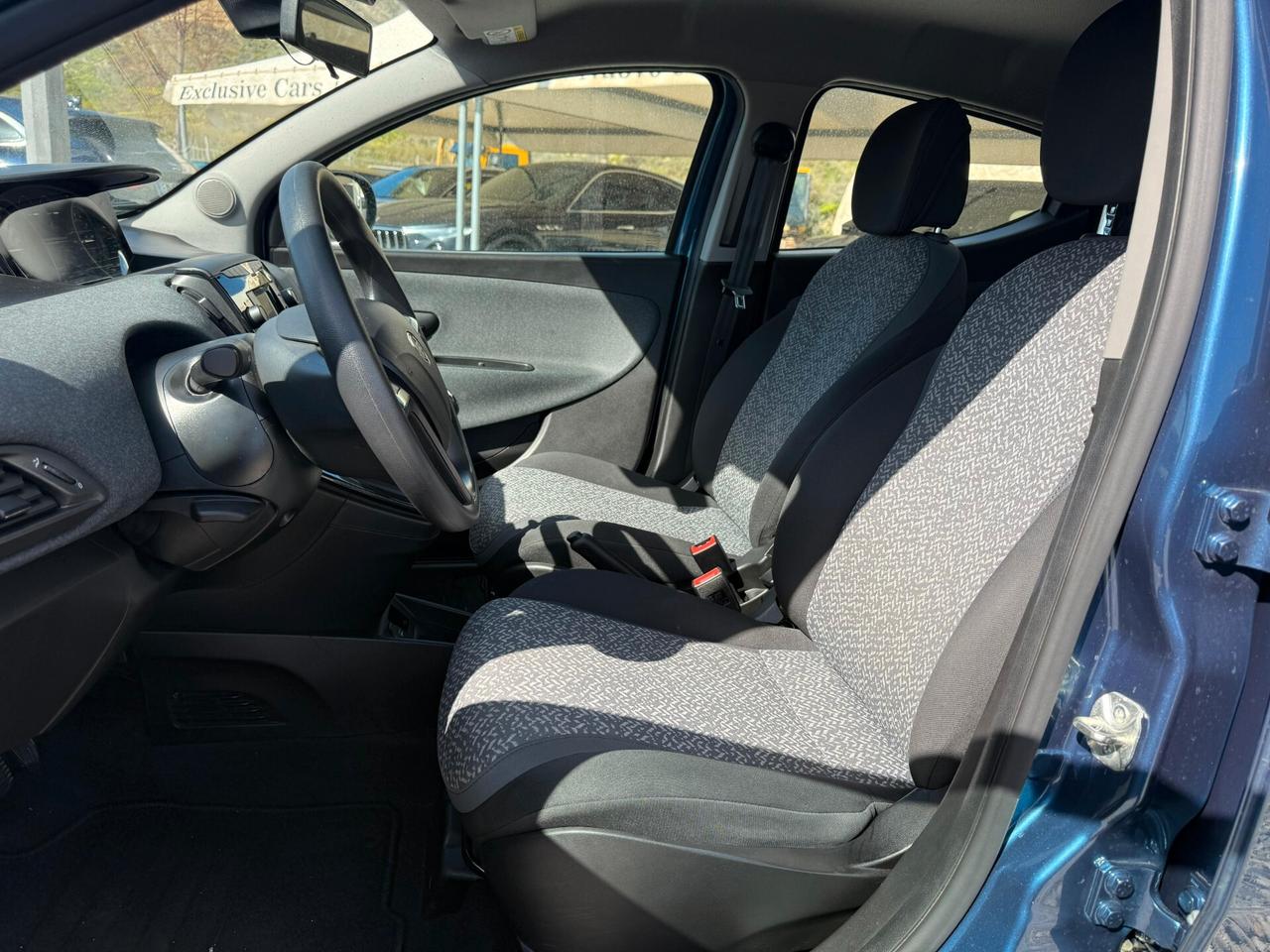 Lancia Ypsilon 1.0 FireFly 5 porte S&S Hybrid Gold Plus