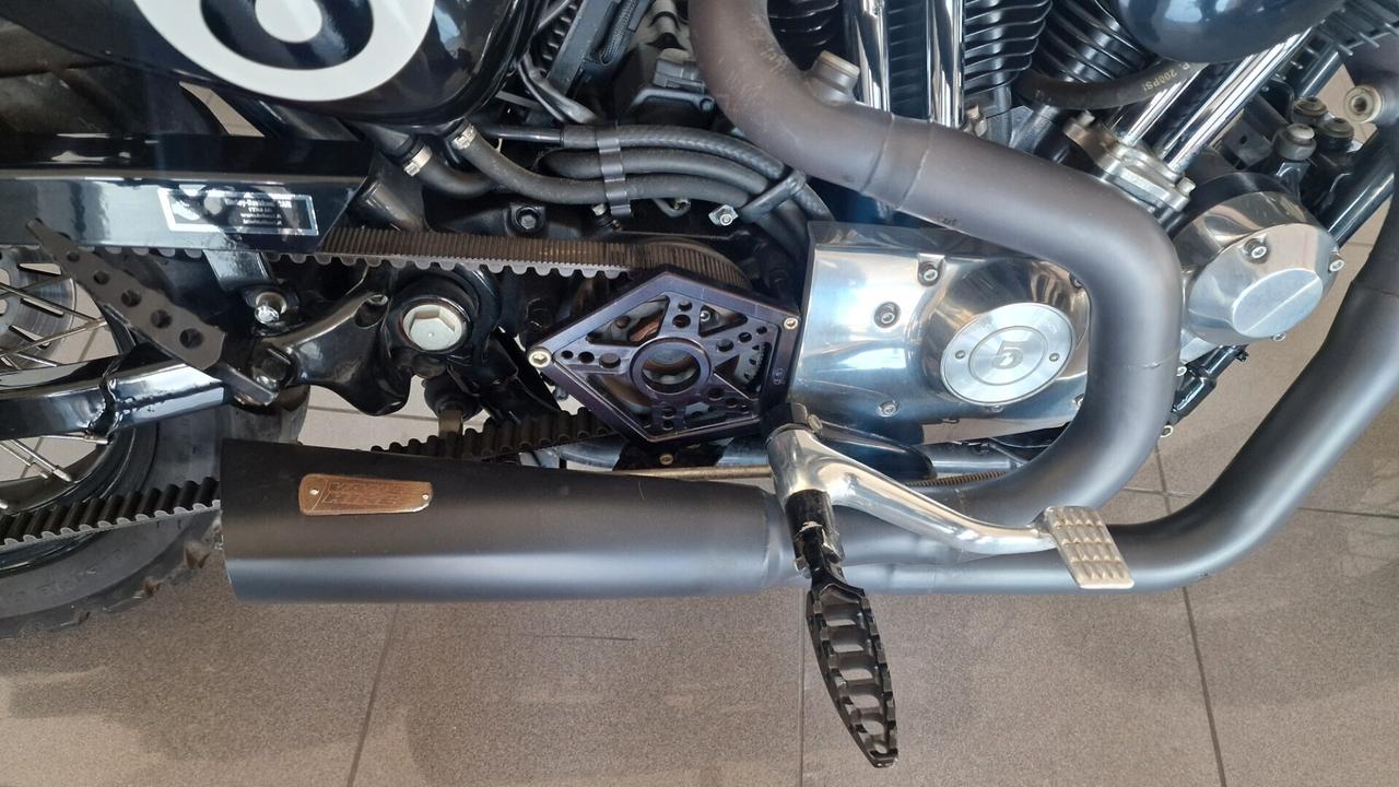 Harley-Davidson XL 883 CAFE' RACER