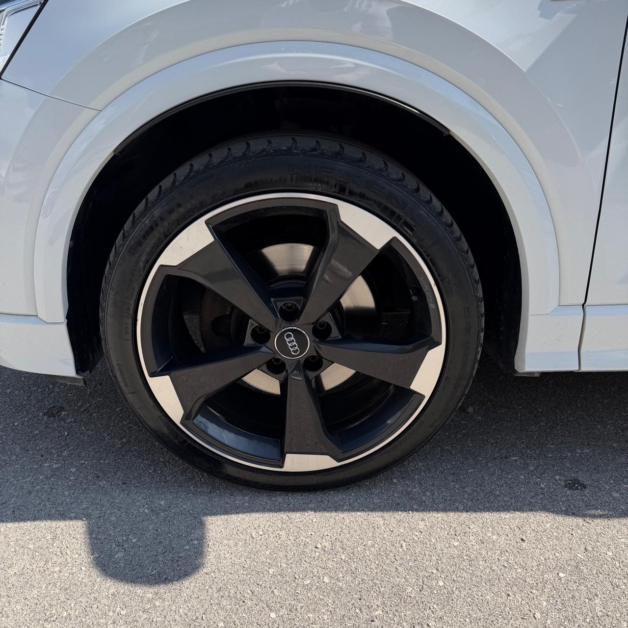 Audi Q2 1.6 TDI S LINE