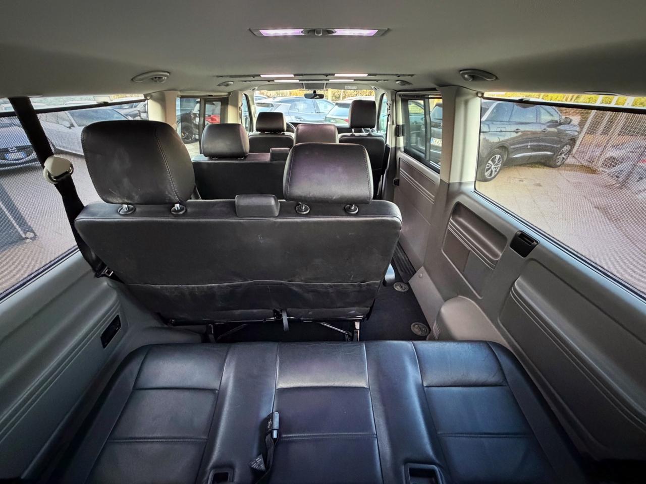 Volkswagen Caravelle 2.0 TDI 150CV DSG PL Comfortline