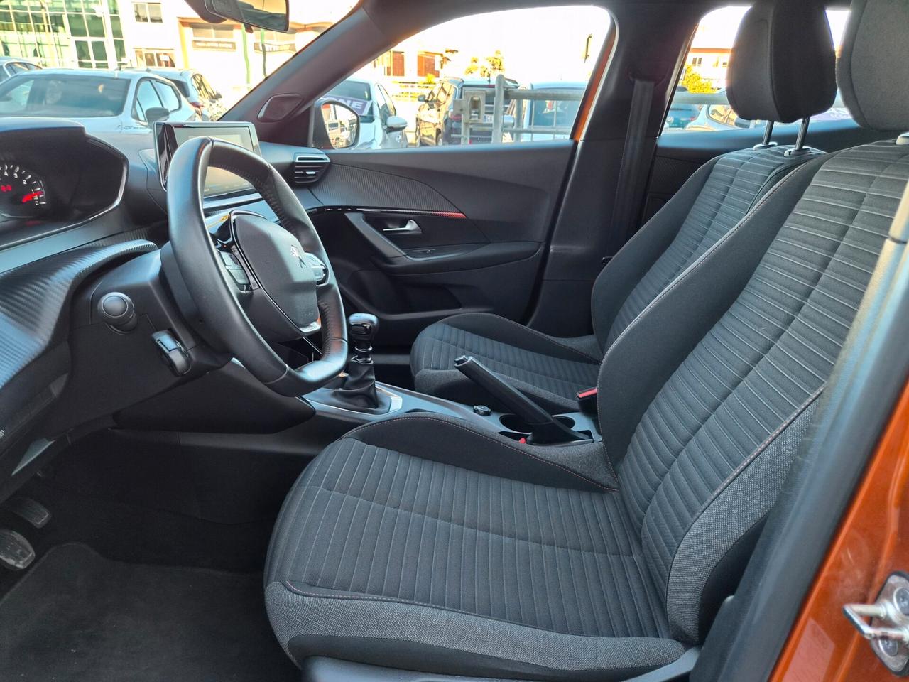 Peugeot 2008 1.2 BENZINA 130 CV Active Pack