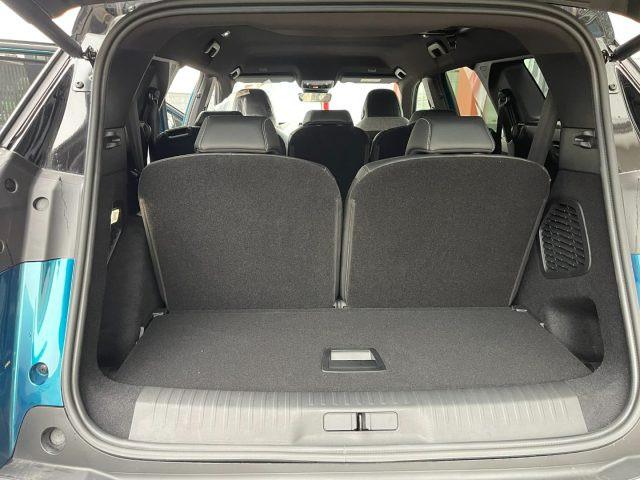 PEUGEOT 5008 Hybrid 1.2 145 e-DCS6 GT km0