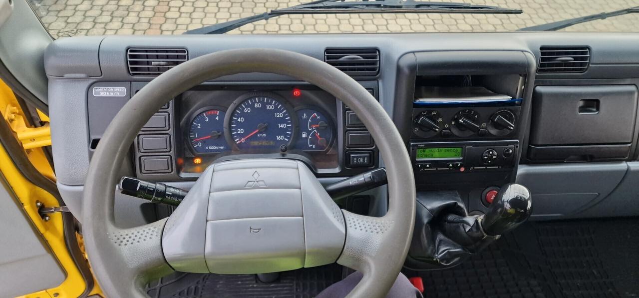 Mitsubishi Canter 7C18 allestito Omars