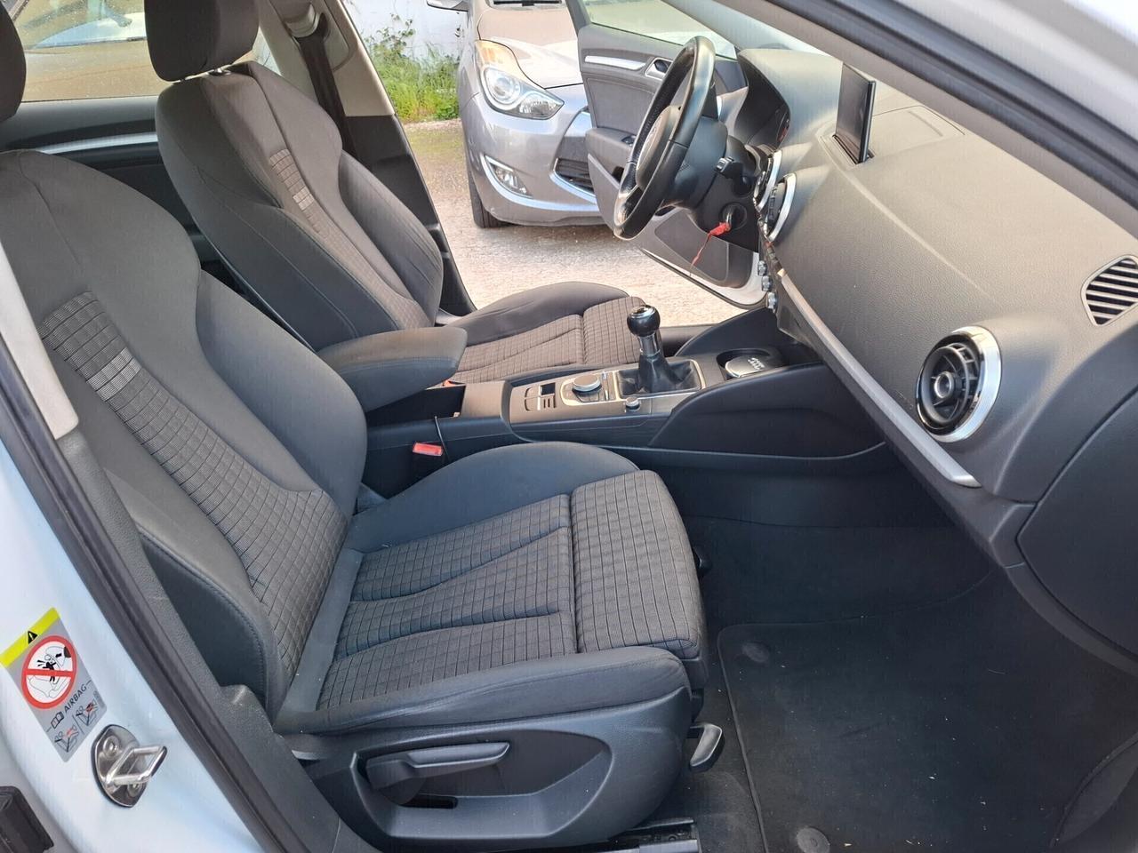 Audi A3 Sedan 2.0 TDI clean diesel Ambition