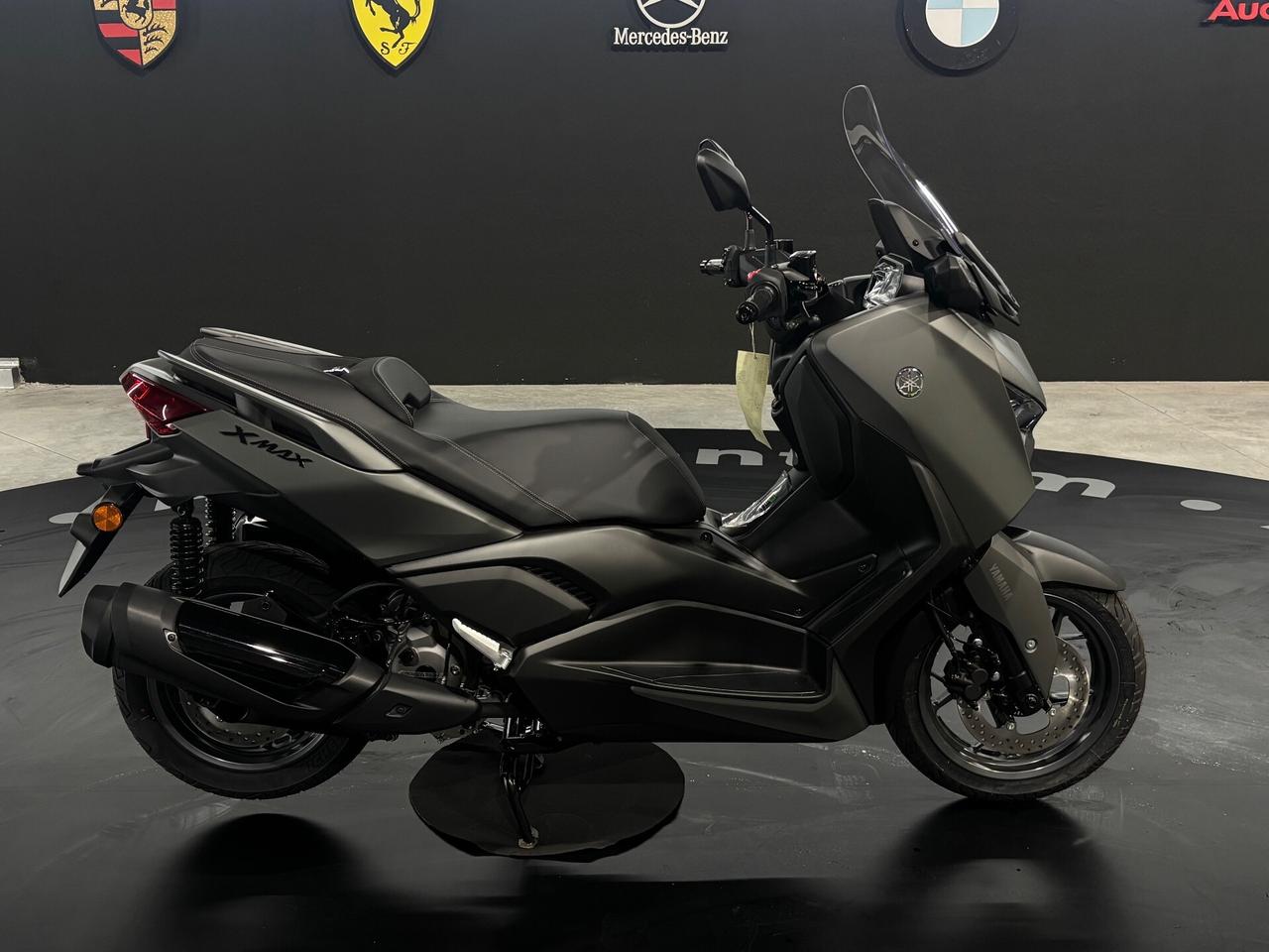 Yamaha X-Max 300