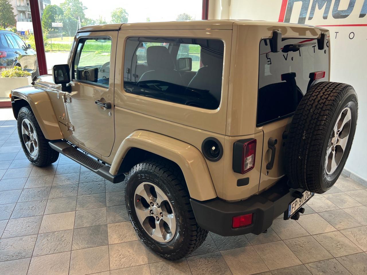 Jeep Wrangler Wrangler 2.8 crd Sahara auto E6