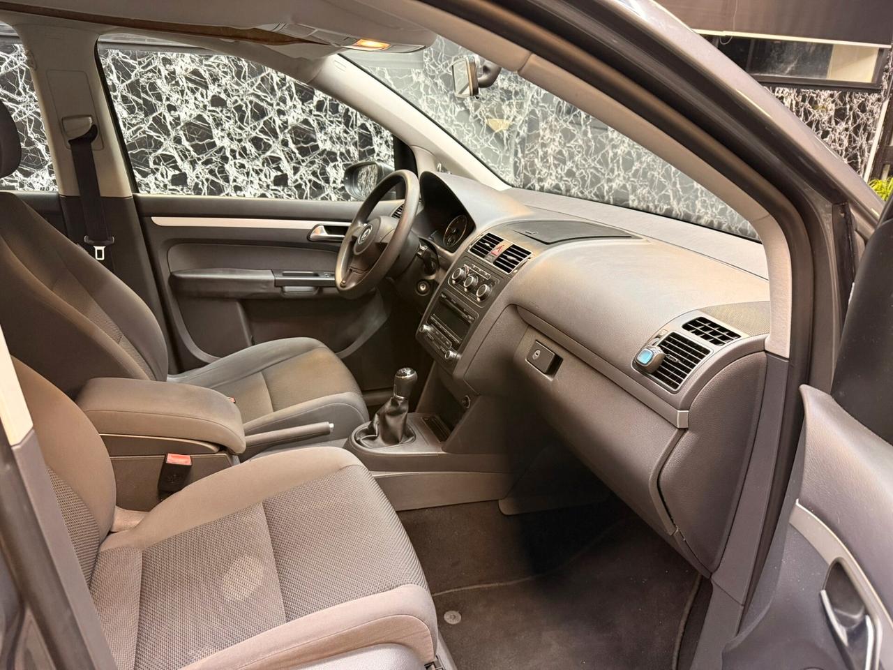 Volkswagen Touran Business 1.6 TDI Comfortline