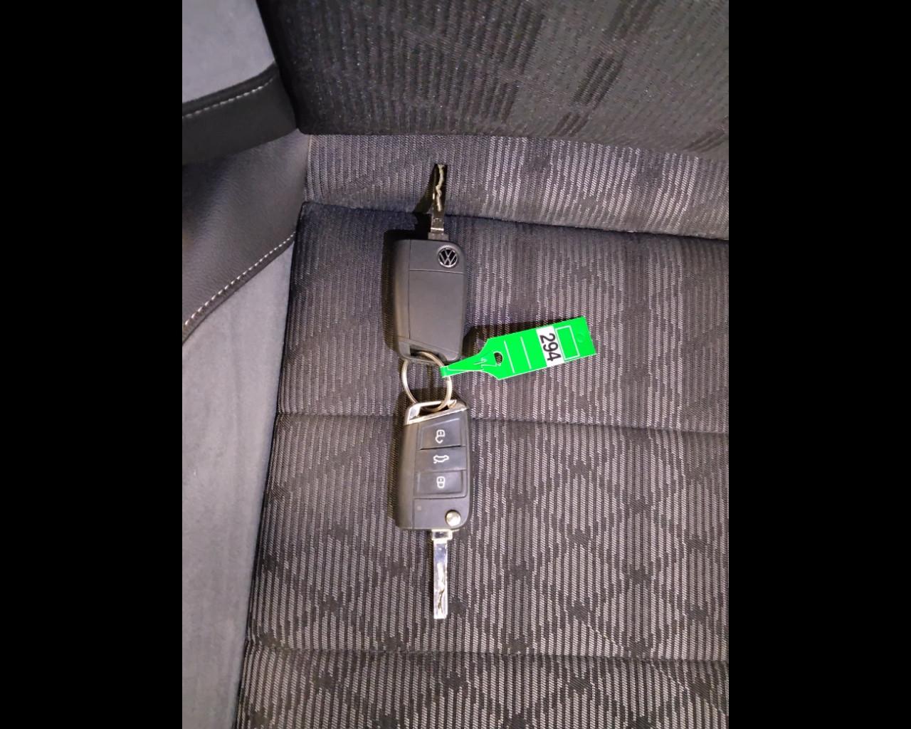 VOLKSWAGEN T-Roc I 2022 - T-Roc 1.0 tsi R-Line 110cv