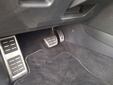 VOLKSWAGEN Golf R 2.0 TSI DSG 4MOTION 5p. BMT