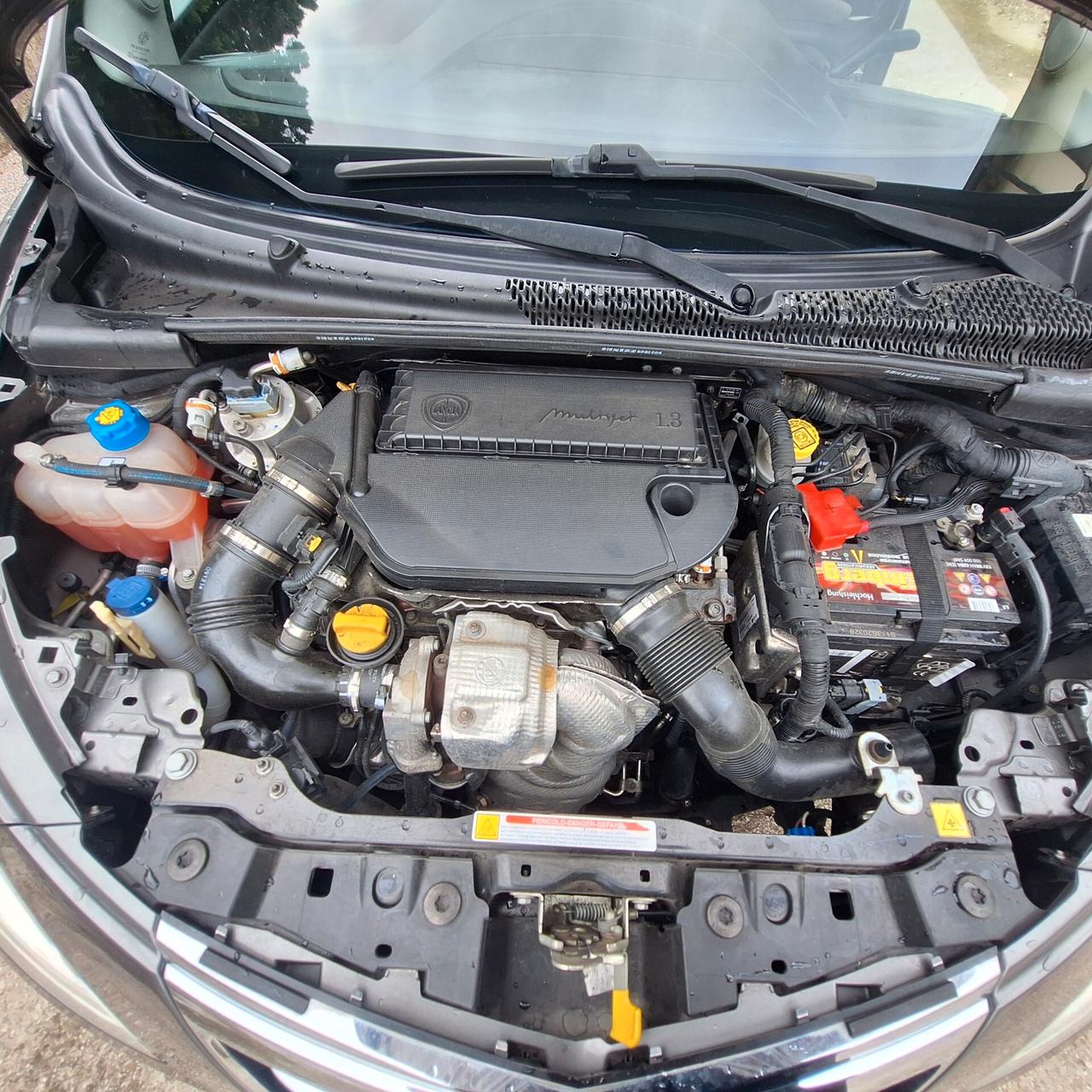LANCIA YPSILON GARANZIA 12 MESI