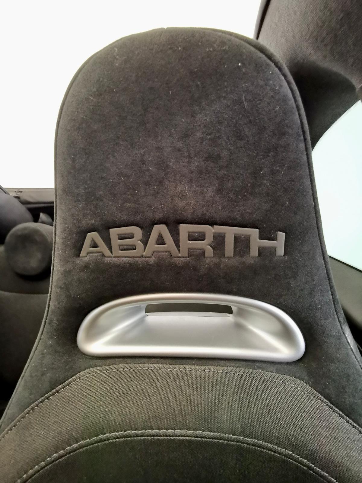 Abarth 500 C 1.4 Turbo T-Jet Custom