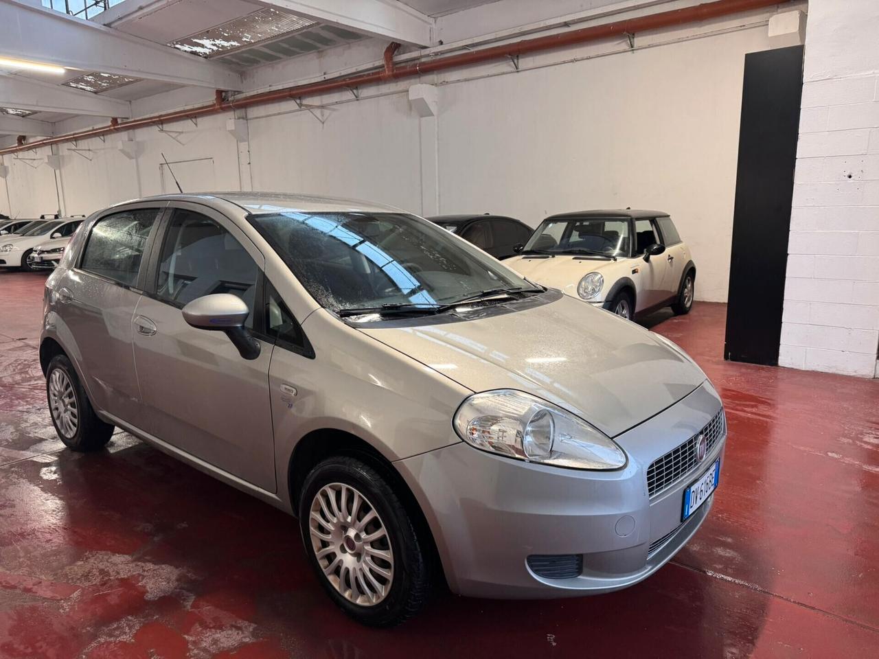 Fiat Grande Punto 1.4 5 porte Dynamic Natural Power neopat