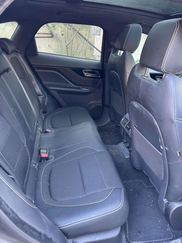 JAGUAR F-Pace 2.0d i4 R-Sport awd 180cv auto my18