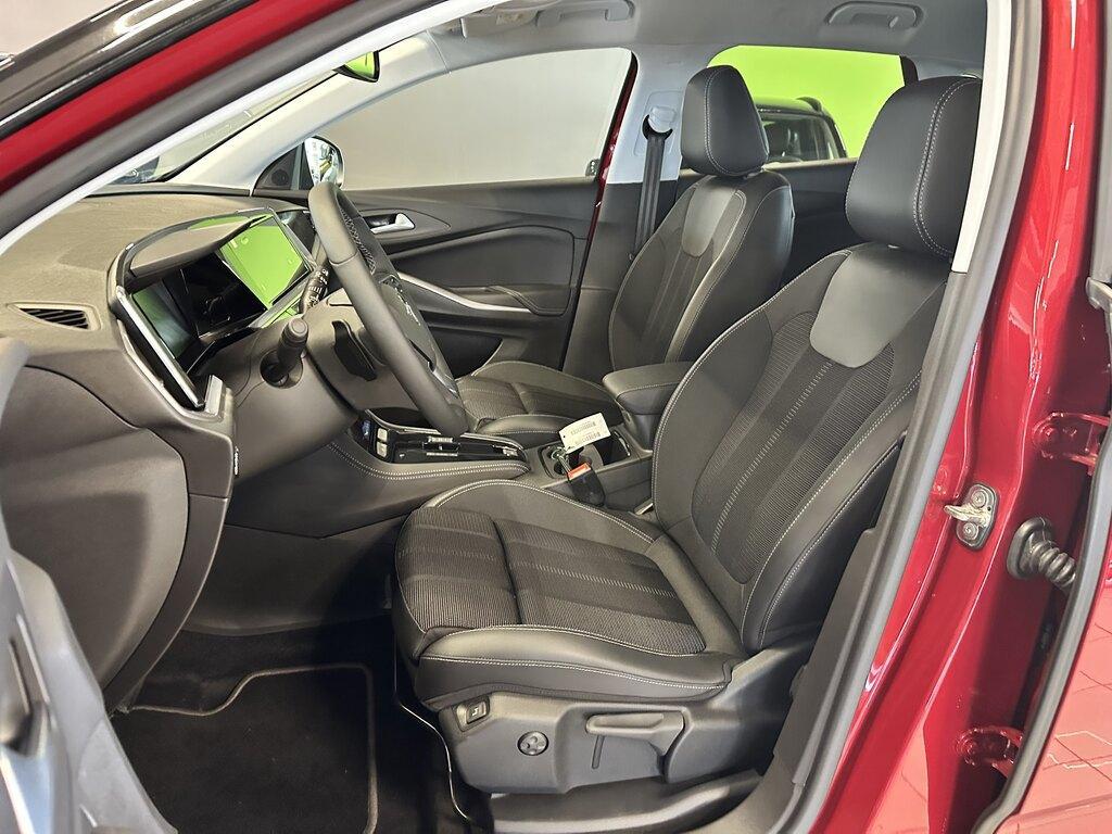 Opel Grandland 1.2 GS AT8