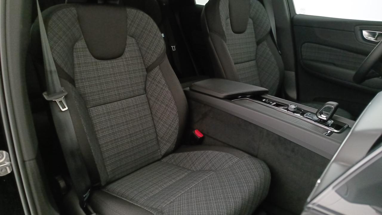 VOLVO XC60 2.0 t6 phev Core awd auto