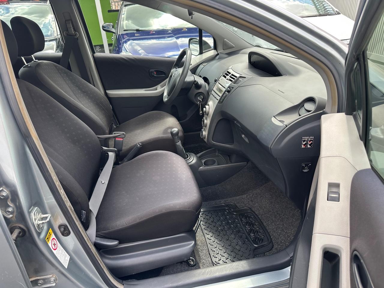 Toyota Yaris 1.0 5 porte Sol 2006