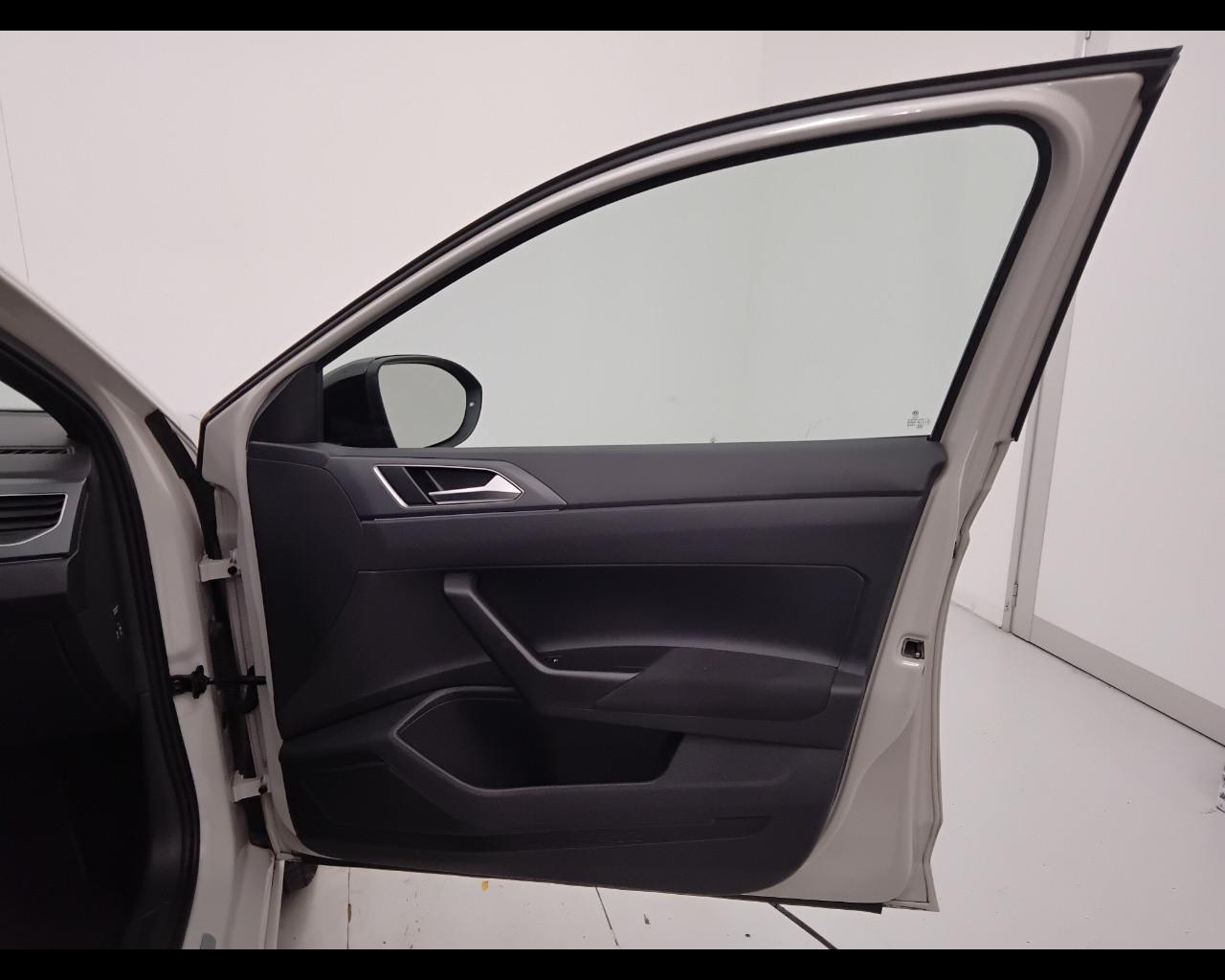 VOLKSWAGEN Taigo - Taigo 1.0 tsi R-Line 110cv