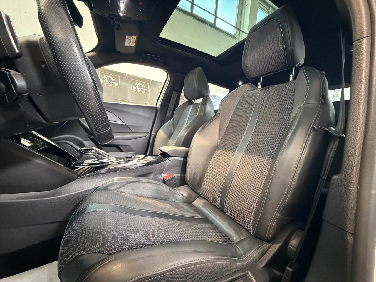 Peugeot 2008 BlueHDi 130 S&S EAT8 GT Line