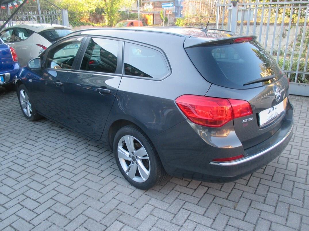 Opel Astra 1.4 Turbo 140CV Sports Tourer GPL Tech Elective