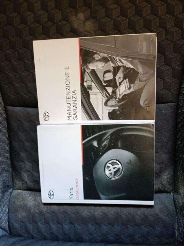 Toyota Yaris 1.0 5 porte Active
