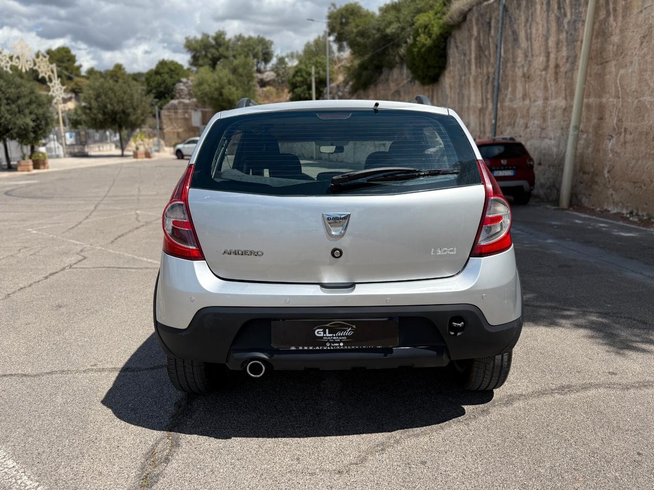 Dacia Sandero Stepway/1.5 90CV/NEOPATENTATI/CERCHI 16"