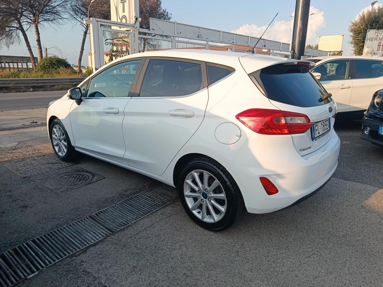 Ford Fiesta 1.5 TDCi 75CV 5 porte Titanium