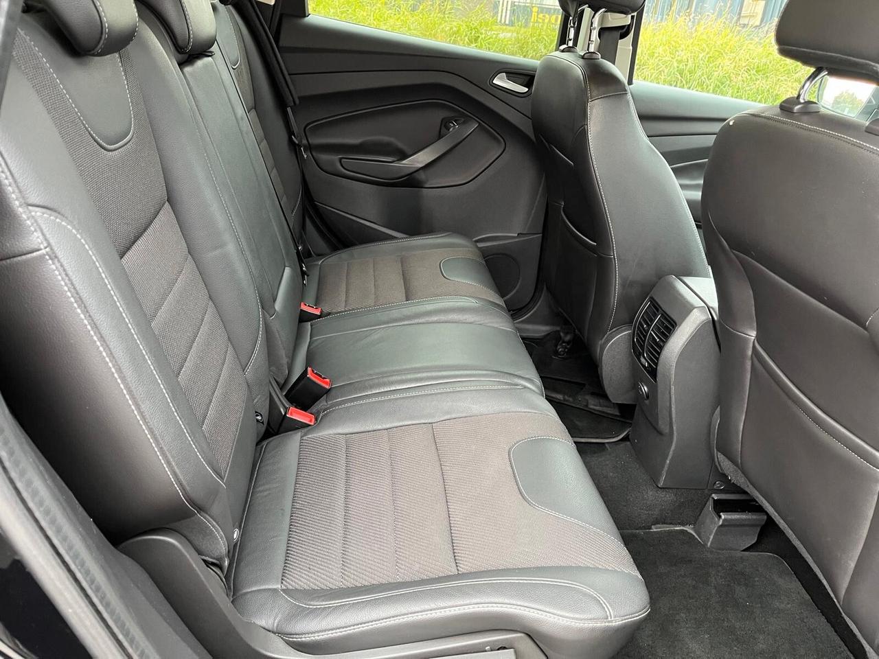 Ford Kuga 2.0 TDCI 140 CV 4WD Powershift