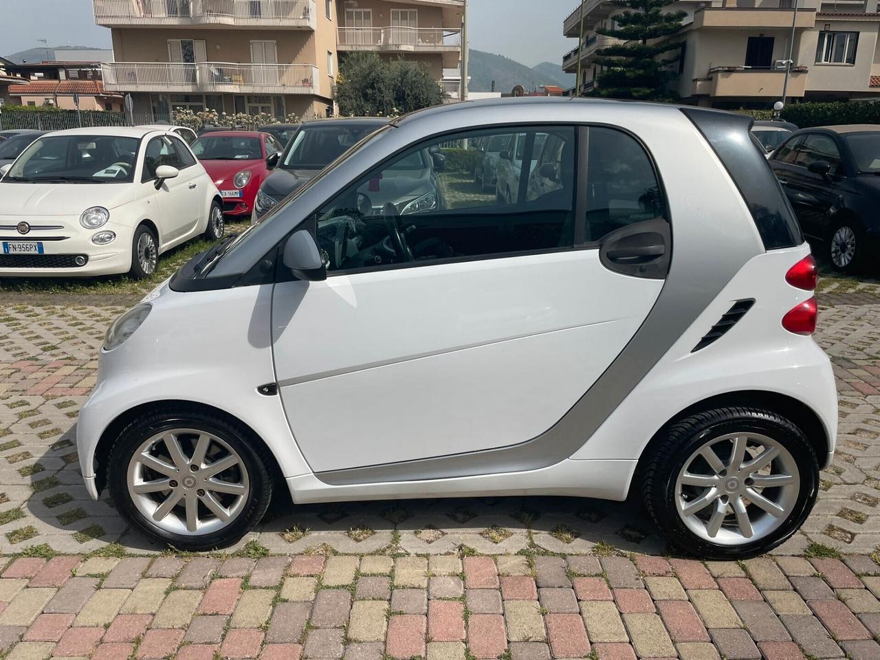 Smart ForTwo 1000 62 kW coupé pulse