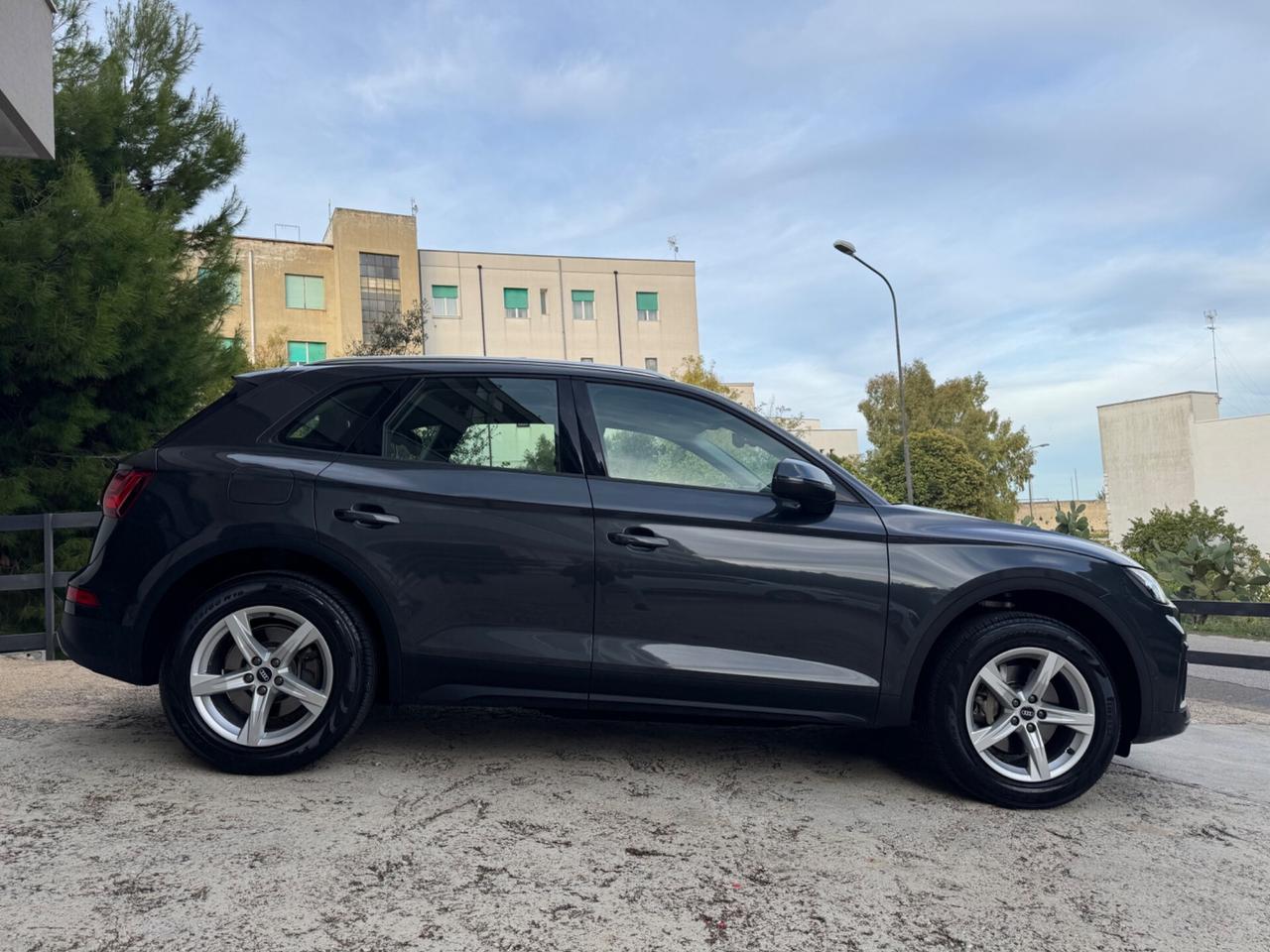 Audi Q5 2.0 TDI 204cv - NEW MODEL - 2021