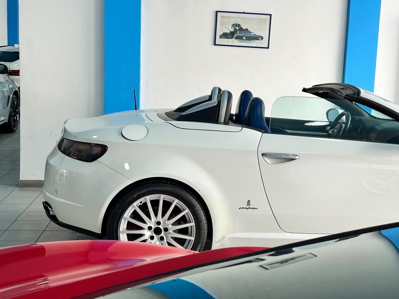 Alfa Romeo Spider 2.4 JTDm 200CV Q-Tronic