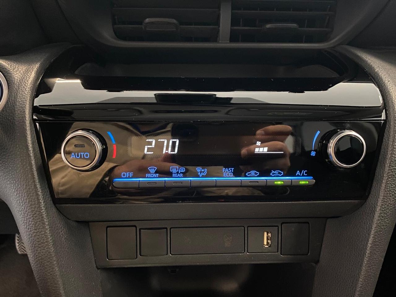 Toyota Yaris Cross 1.5 Hybrid E-CVT Business