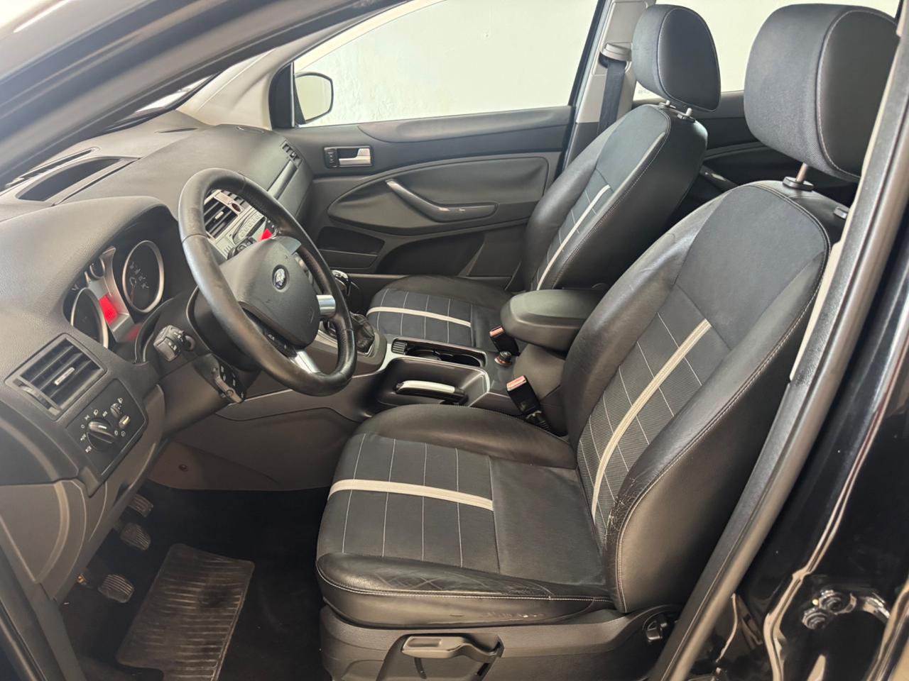 Ford Kuga 2.0 TDCi 136 CV 4WD Titanium DPF
