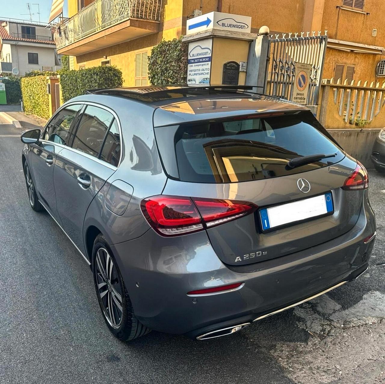 Mercedes-benz A 250 A 250 e Plug-in hybrid Automatica con soli km 5.000 PARI AL NUOVO FINANZIABILE SENZA ANTICIPO