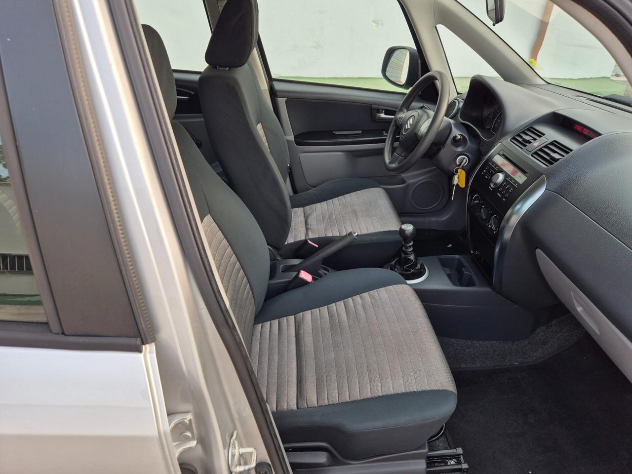 Suzuki SX4 S-Cross 1.6 DDiS solo 131000 km
