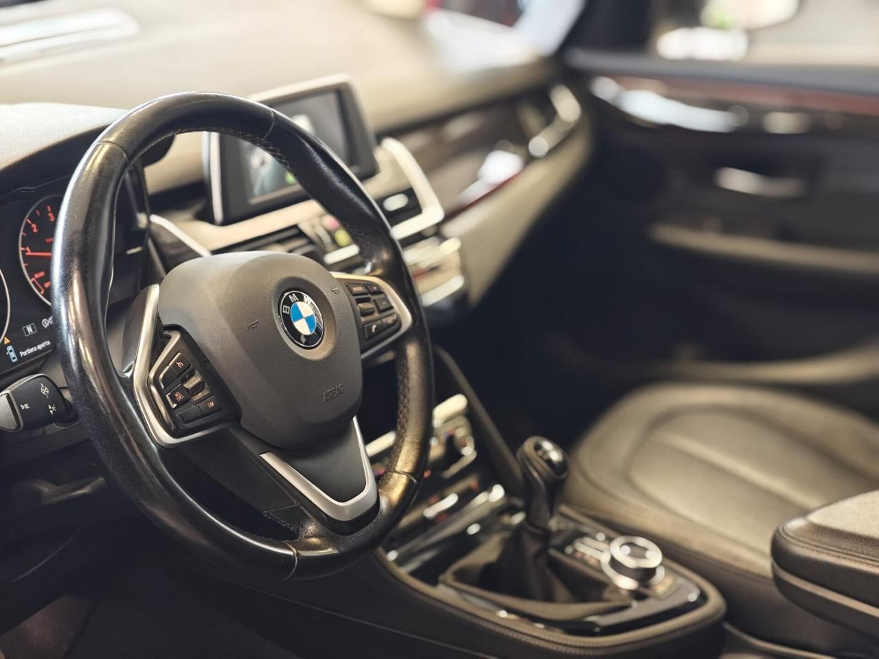 Bmw 2er Active Tourer 218d xDrive Active Tourer Luxury