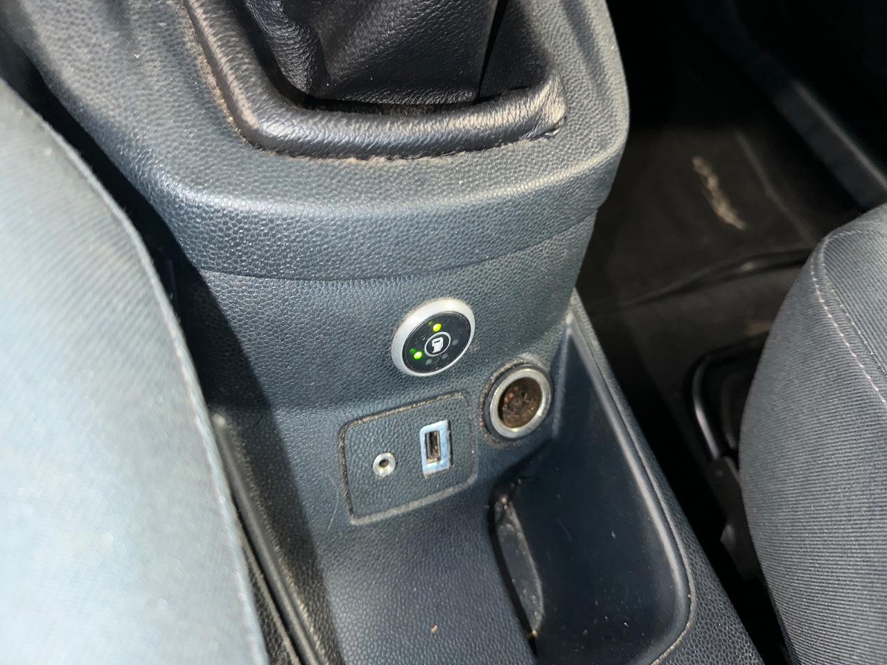 Ford Fiesta 1.4 3 porte Bz.- GPL