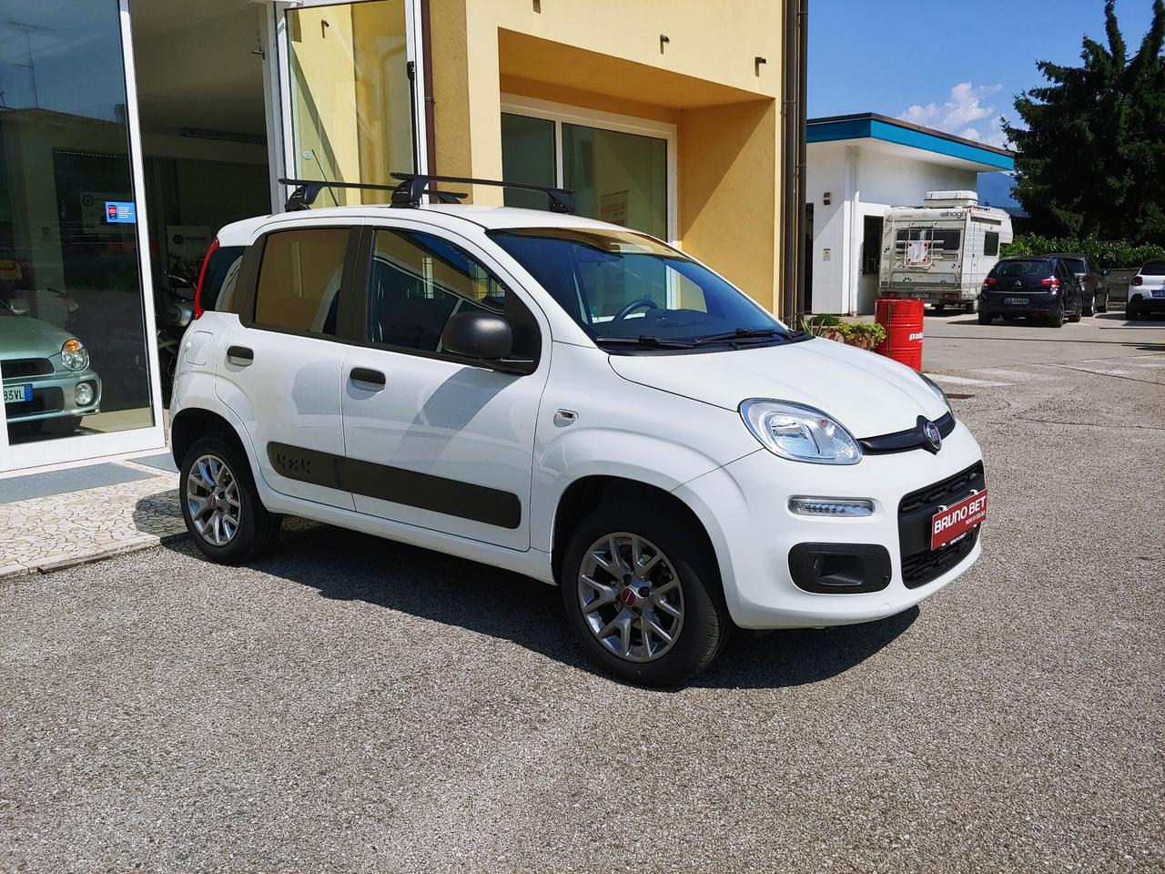 FIAT PANDA- VAN-s&s-turbo-TWINAIR-0.9-4X4- USO STRADALE