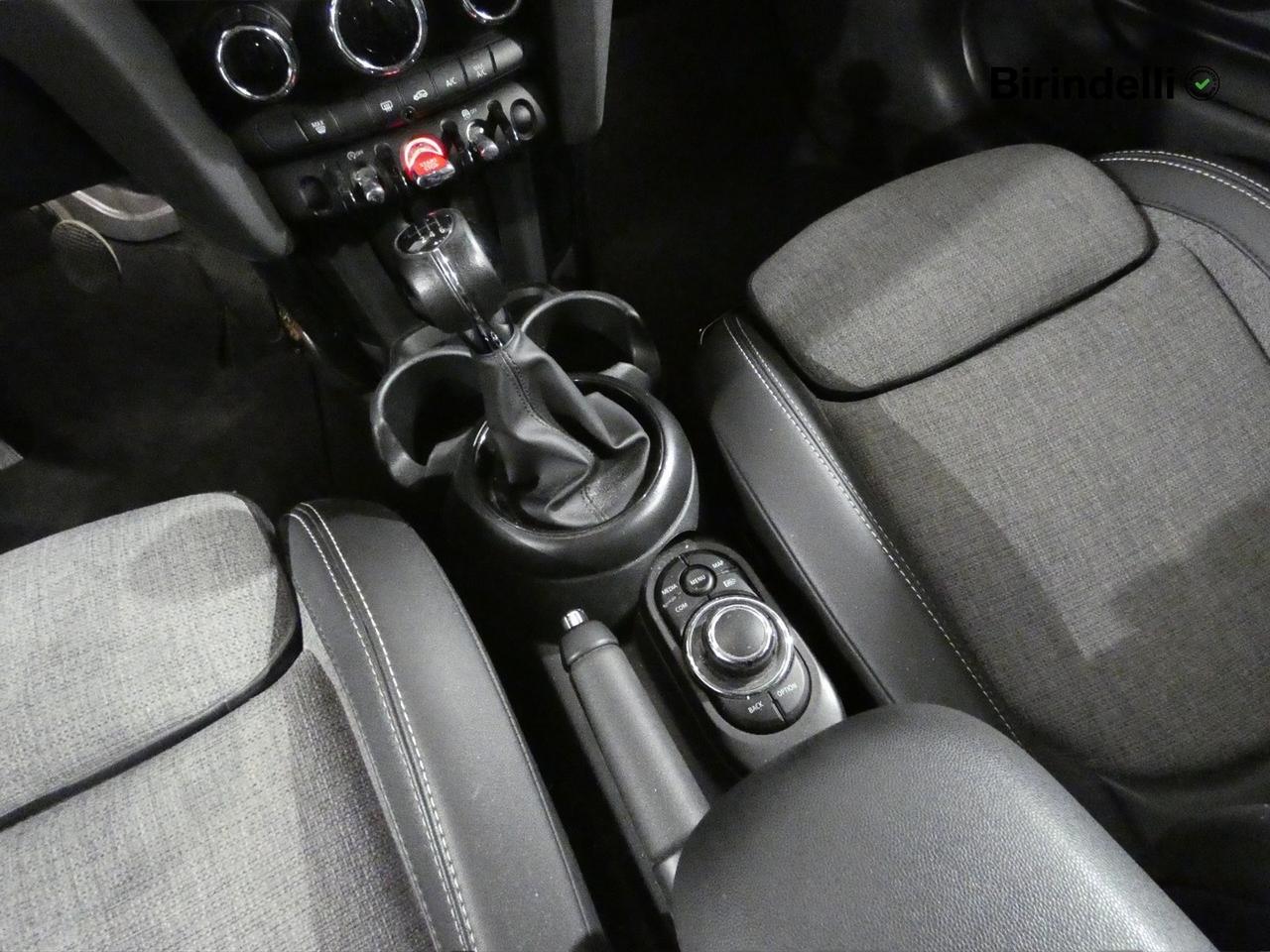 MINI Mini 4ª serie (F56) - Mini 1.5 Cooper Yours