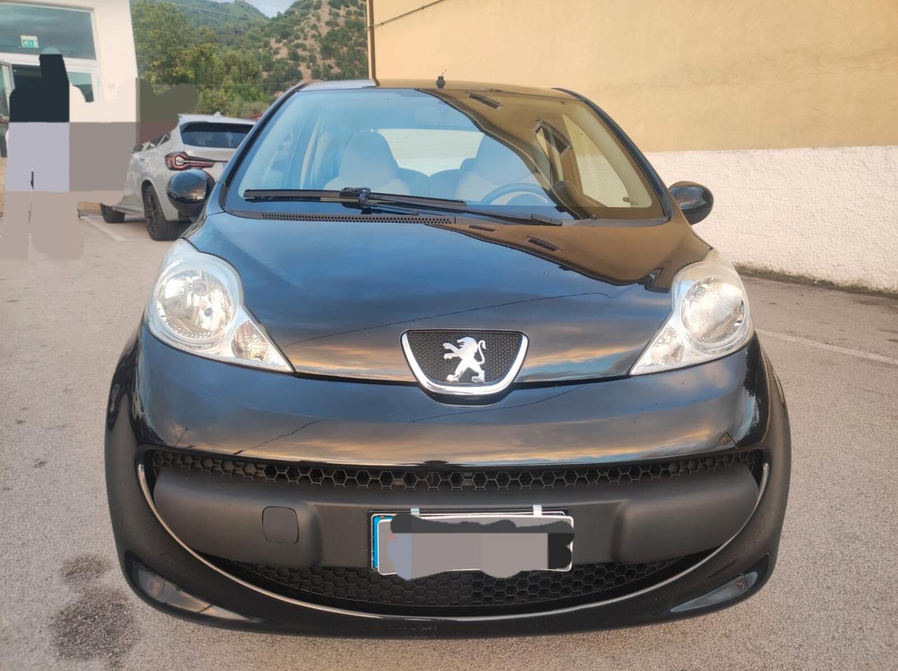 Peugeot 107 1.0 68CV 3p. Sweet Years