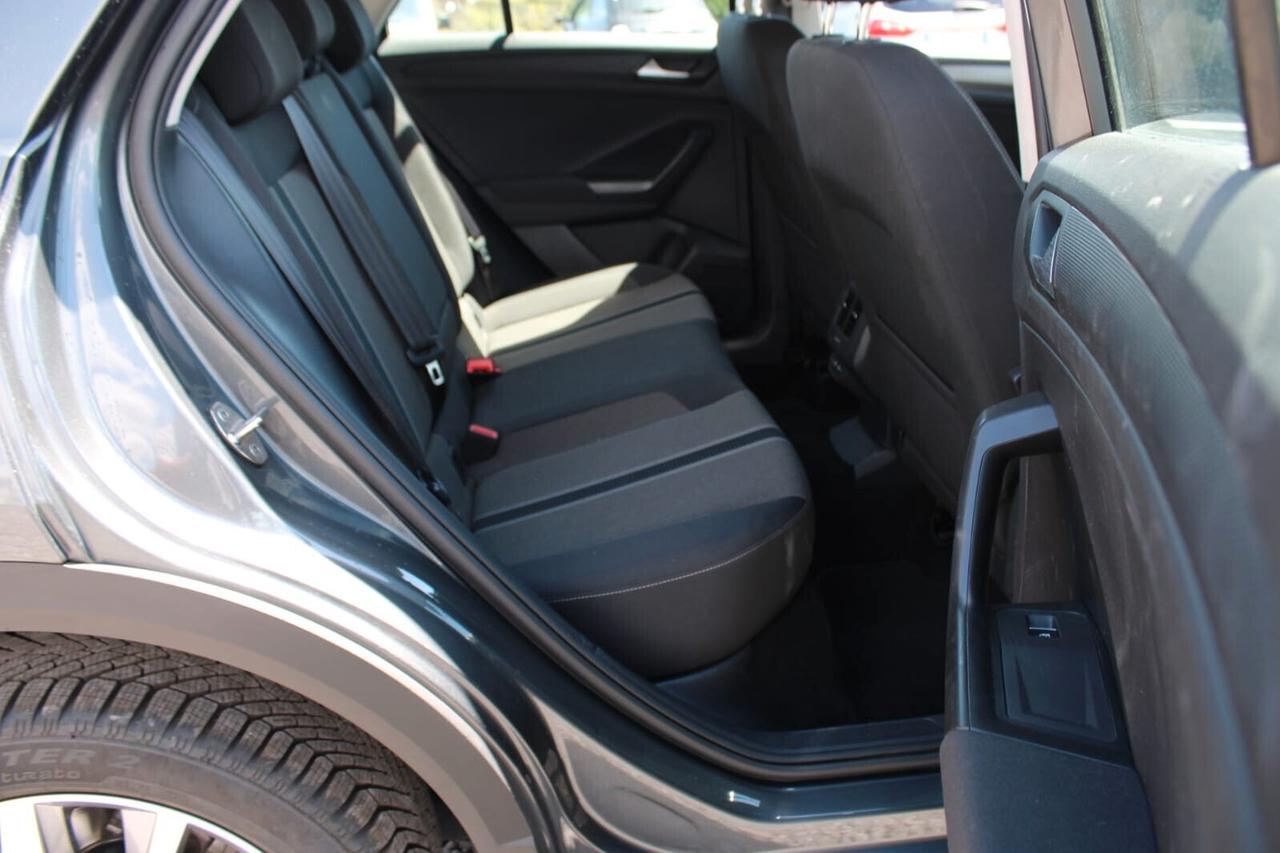 Volkswagen T-Roc Tua A SOLI 265€ al mese Anticipo Zero