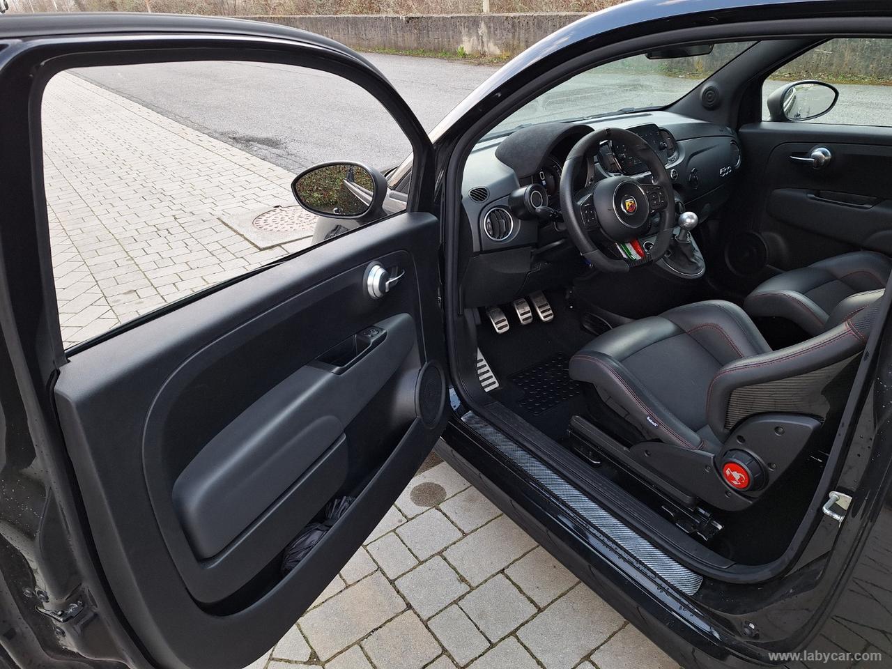 ABARTH 695 1.4 Turbo T-Jet 180 CV SABELT CARBONIO