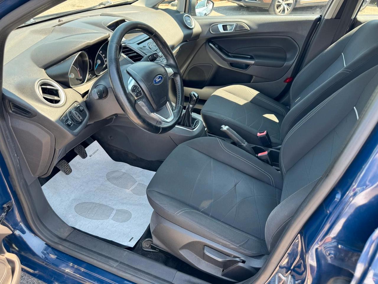 Ford Fiesta 1.5 TDCI 75CV 5P NEOPATENTATI 2015