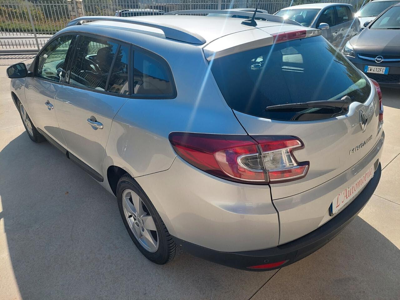 Renault Megane M&amp;amp;eacute;gane 1.5 dCi 110CV Dynamique