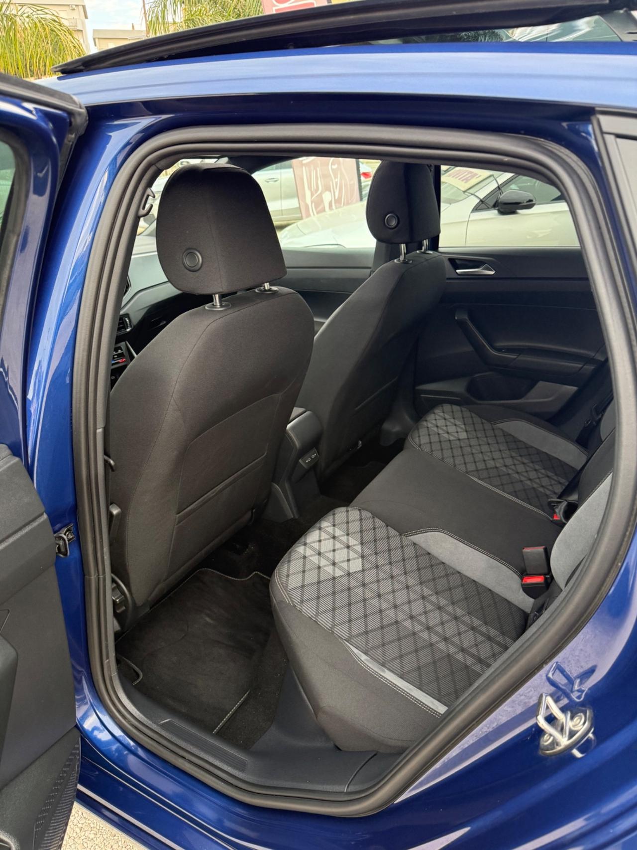 Volkswagen Taigo 1.0 TSI 115 CV R-Line