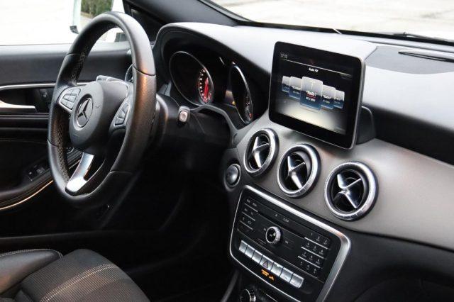 MERCEDES-BENZ CLA 180 S.W. Business