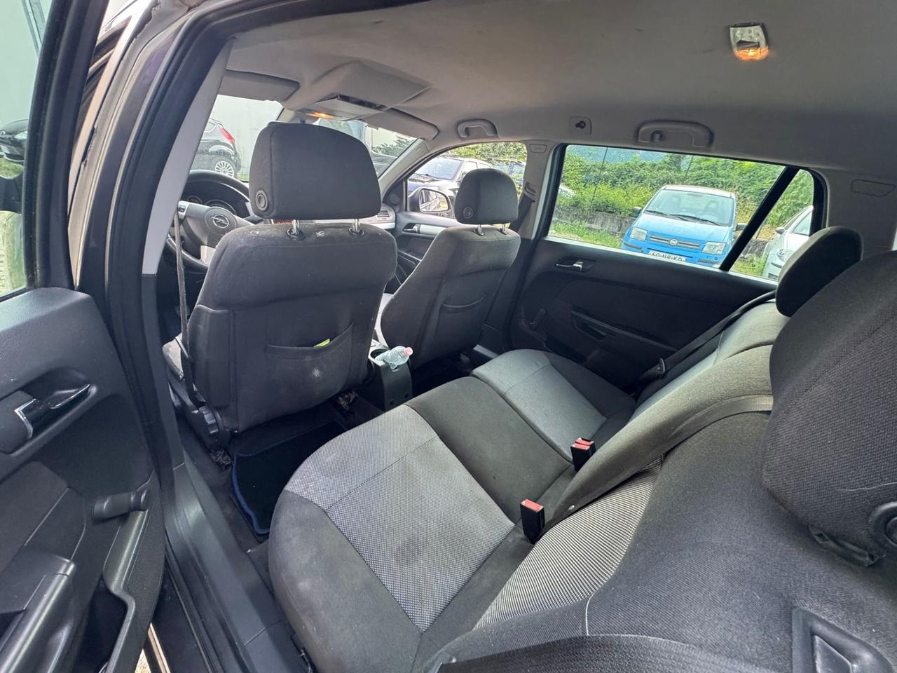 Opel Astra 1.6 16V GPL-TECH Station Wagon Edition
